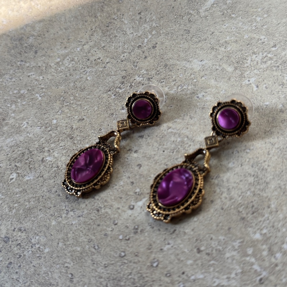 💖4/$30 NEW Purple and Gold Earrings - Picture 3 of 3